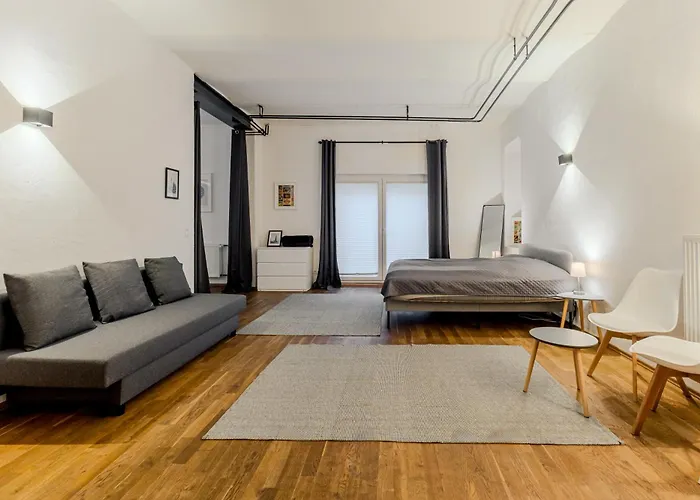 125qm Loft Nahe Stadt Und Hafen Appartement *